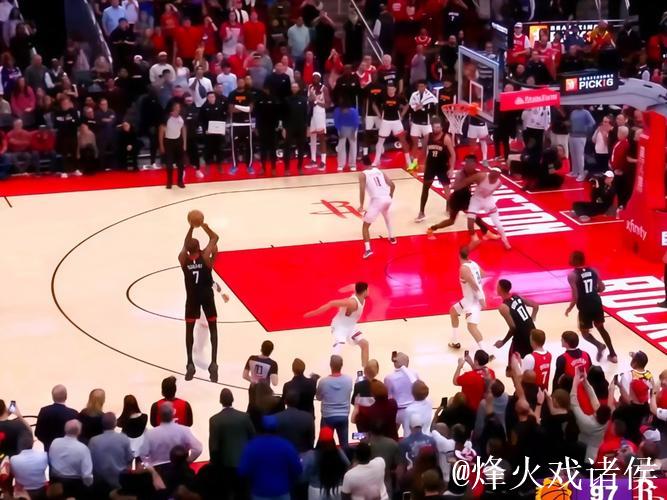 杜兰特26+10关键三分定胜局 火箭主场惊险击败太阳